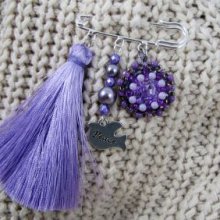 Brosche Freundschaft Violett mit Pompon 