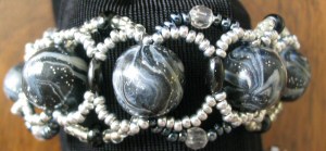 Bracelet noir-gris-blanc