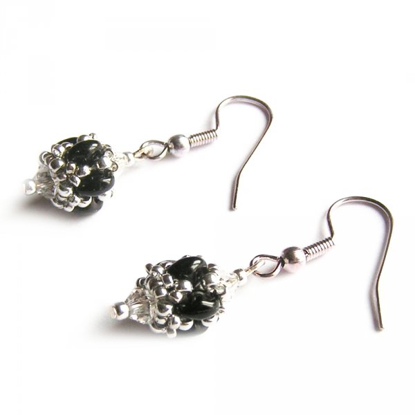 armband kristall swarovski glasperlen schwarz gl&auml;nzend und silber gewebt