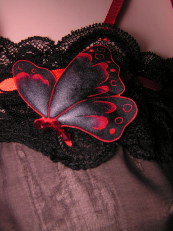 Dessous Valentinstag Negligé-Set schwarz Seide Schmetterling rot Alix