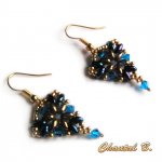 Ohrringe Dreieck Perlen Swarovski-Kristall blau und Goldbronze