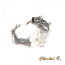 Silbernes Guipure-Armband und seine weiße Seidenblume bemalt anpassbar als Haarband