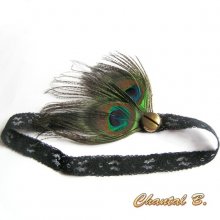 headband bandeau cheveux dentelle noire bouton dor&eacute; plume de paon