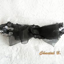 Strumpfband Braut Satin weiß Spitze schwarz Wanda Thema Barock