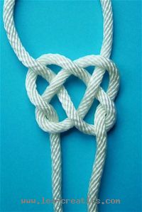Chinesischer Knoten für Halskette