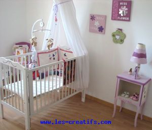 Dekoration für das Babyzimmer eines Mädchens