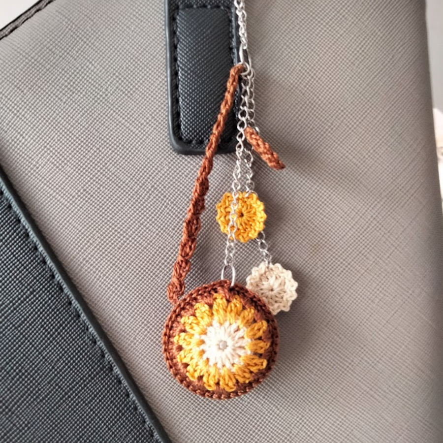 Taschenschmuck "Mandala" Schokolade