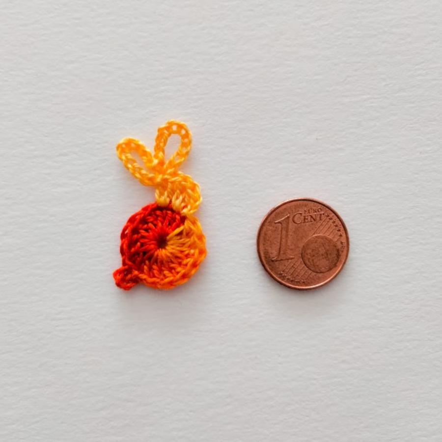 Kleiner Hase Appliziert "von Gelb bis Orange".