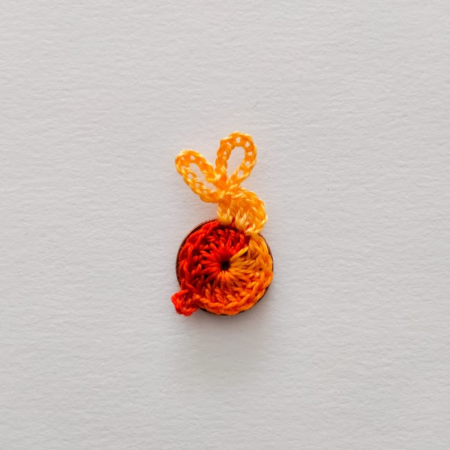 Kleiner Hase Appliziert "von Gelb bis Orange".