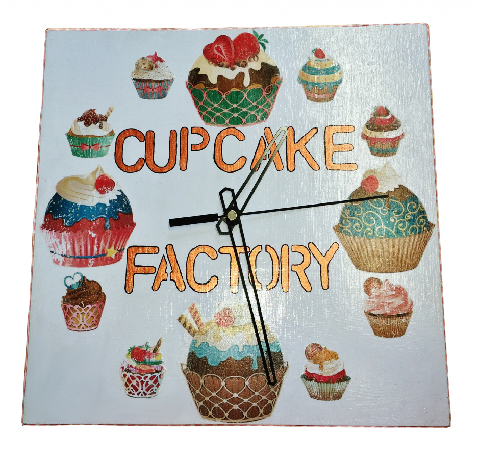 Holzuhr carrer model "cup-cake" 
