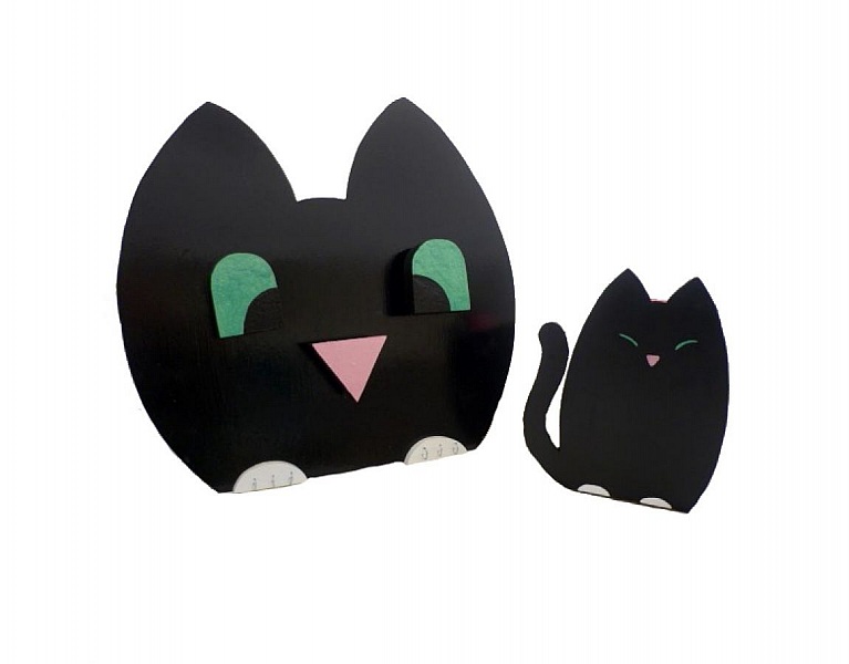 Schulanfangsset aus Holz Modell: freche Katze Bleistifttopf und Wandgarderobe mit 3 Haken + Schl&uuml;sselanh&auml;nger