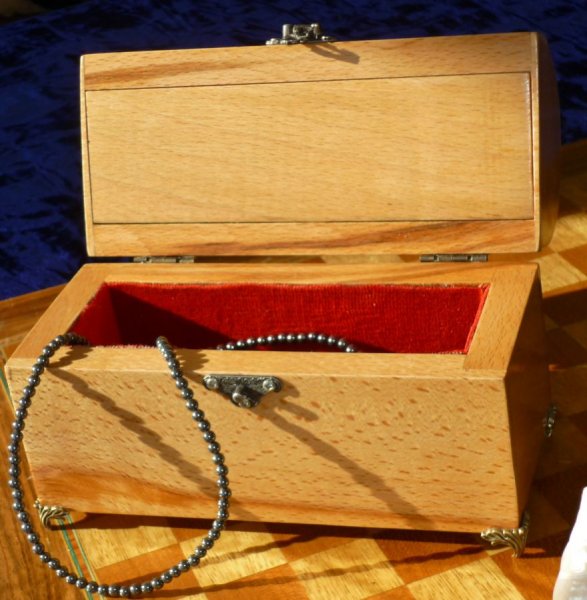 Sehr H&uuml;bsch Gebogene Truhe Aus Buche Antik Aussehen Massivholz