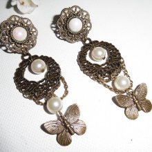 Originelle Clip-Ohrringe mit Glasperlen und Schmetterlingen