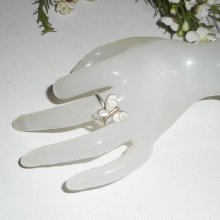 Origineller Ring aus 925er Silber mit Schmetterling im Auge von St. Lucia
