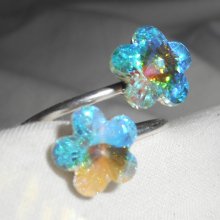 Doppelter Blumenring aus Swarovski-Kristall