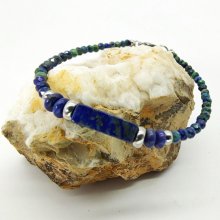 Feines Armband aus Lapislazuli-Steinen 