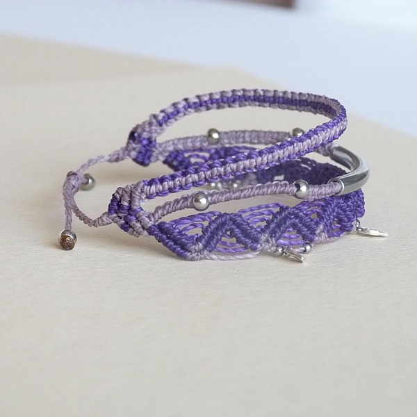 Mehrreihiges Armband 3 in 1 mauve und violett