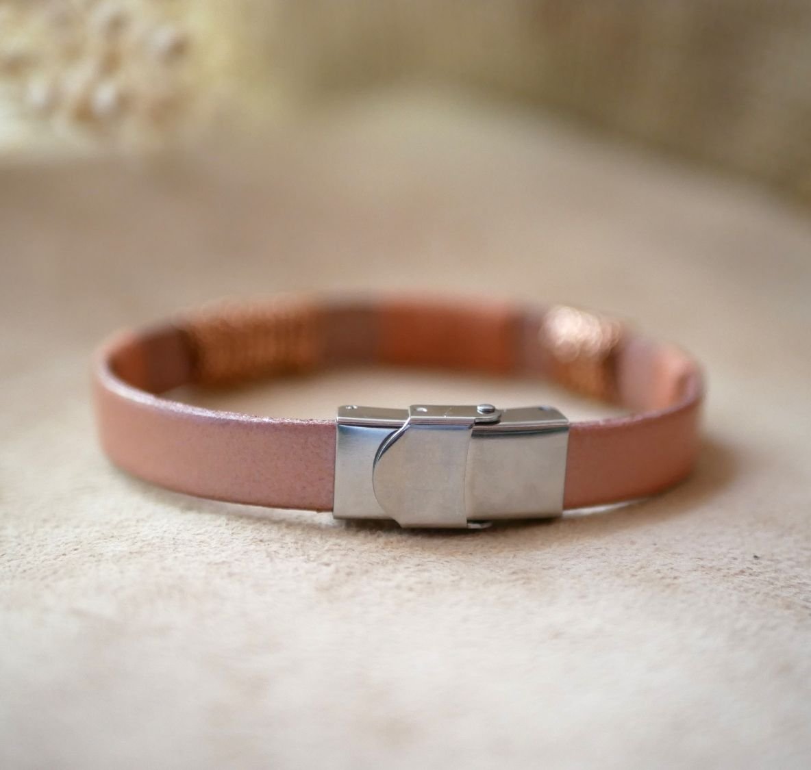 Bracelet en cuir femme rose poudré et tissé