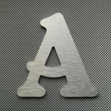 Brief aus gebürstetem Metall BELSHAW