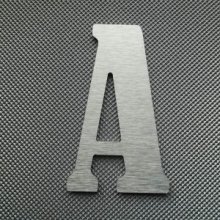 Brief aus gebürstetem Metall BERNARD CONDENSED