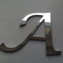 Dekorativer Wandspiegelbuchstabe LUCIDA CALLIGRAPHY