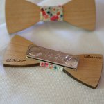 Mini-Knoten Pap Schnurrbart Brosche aus Holz zu personalisieren