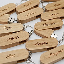 USB-Stick aus Bambusholz 16 GB als Schlüsselanhänger zum Gravieren und Selbstgestalten