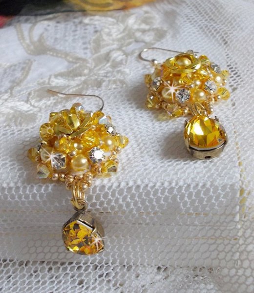 BO Sunflower Gold bestickt mit Swarovski-Kristallen, Metallrosen und Miyuki-Rocailles