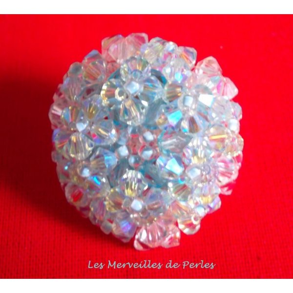 Crystal Blue Ring mit Facetten und Kreiseln aus Swarovski-Kristall