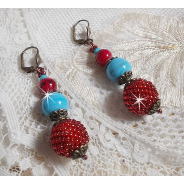 BO Bel'Art mit Glasperlen und gestickten Rocailles auf Holzperlen