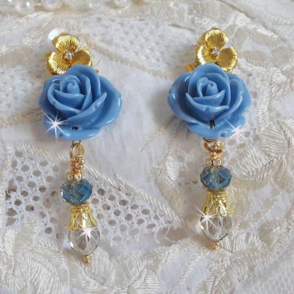 BO Bell'issim Rose Blau Barbeau mit Swarovski-Kristallen und b&ouml;hmischem Kristall kreiert