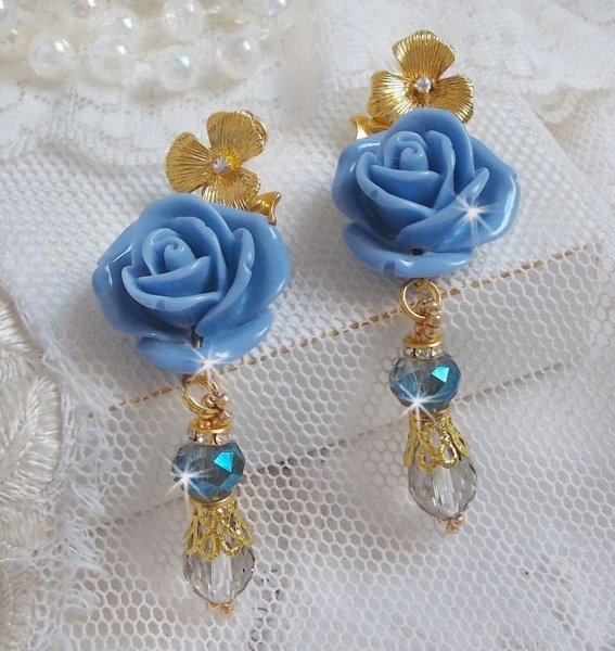 BO Bell'issim Rose Blau Barbeau mit Swarovski-Kristallen und b&ouml;hmischem Kristall kreiert