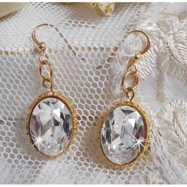 BO Goldene Ohrringe mit Swarovski-Kristallen in Gold-Cabochon-Fassung mit Ohrhaken aus 14 Karat Gold Filled