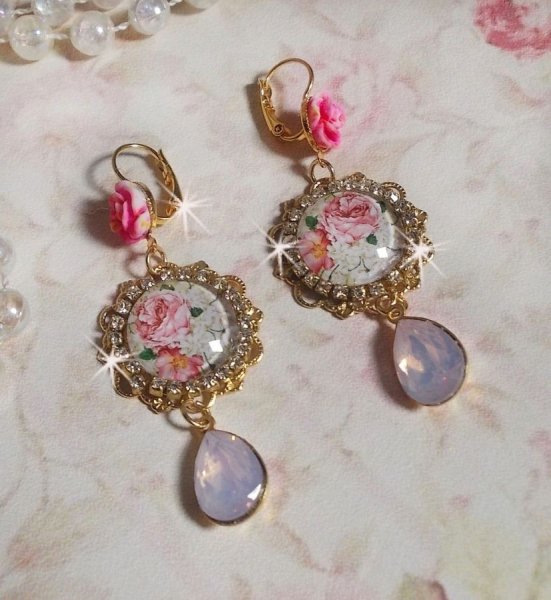 BO Bouquet Valentine kreiert mit Glas-Cabochons Rosenbouquet, Harz Cabochons und Swarovski-Kristallen 