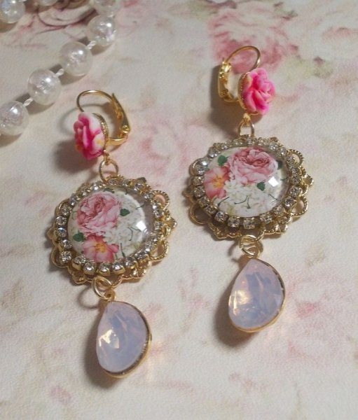 BO Bouquet Valentine kreiert mit Glas-Cabochons Rosenbouquet, Harz Cabochons und Swarovski-Kristallen 