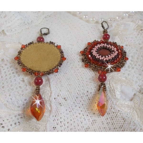 BO Topaz bestickt mit mahagonifarbenen Perlmuttscheiben, glatten runden Perlen, Swarovski-Kristallen und Rocailles