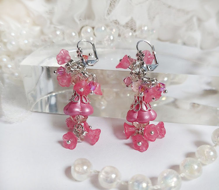 BO C&oelig;ur de Quartz cr&eacute;&eacute;es avec fleurs et perles, dormeuses laitons, perles Cristal Swarovski