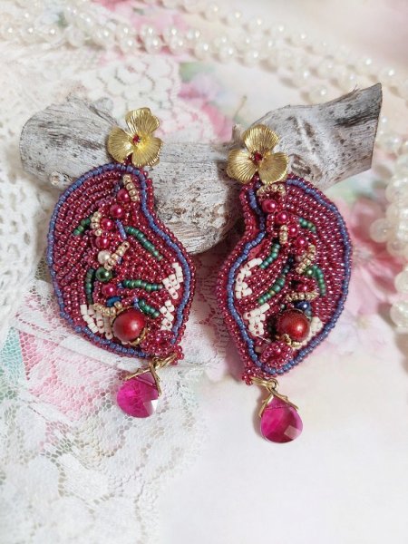 BO Herbstverzauberung bestickt mit Swarovski-Kristallen, Perlmuttperlen und Rocailles