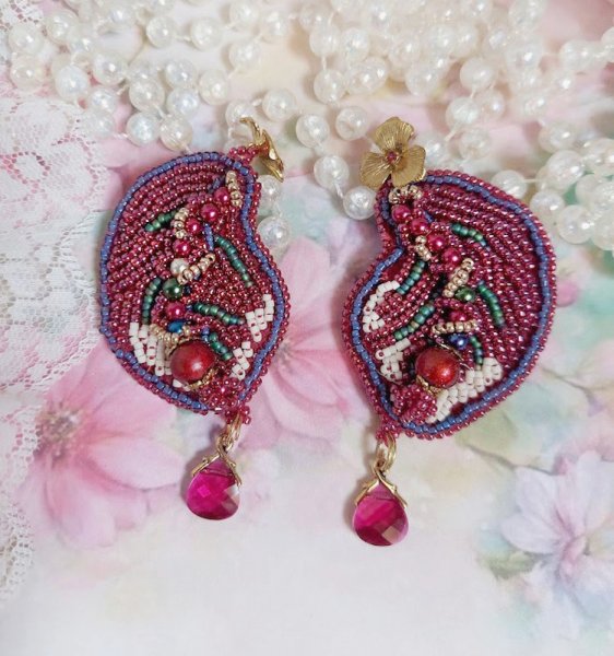 BO Herbstverzauberung bestickt mit Swarovski-Kristallen, Perlmuttperlen und Rocailles