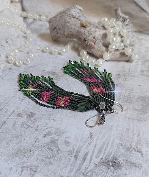 BO Evasion mont&eacute;es avec rocailles verres, tubes, perles cristal Swarovski et crochets d&rsquo;oreilles Argent 925