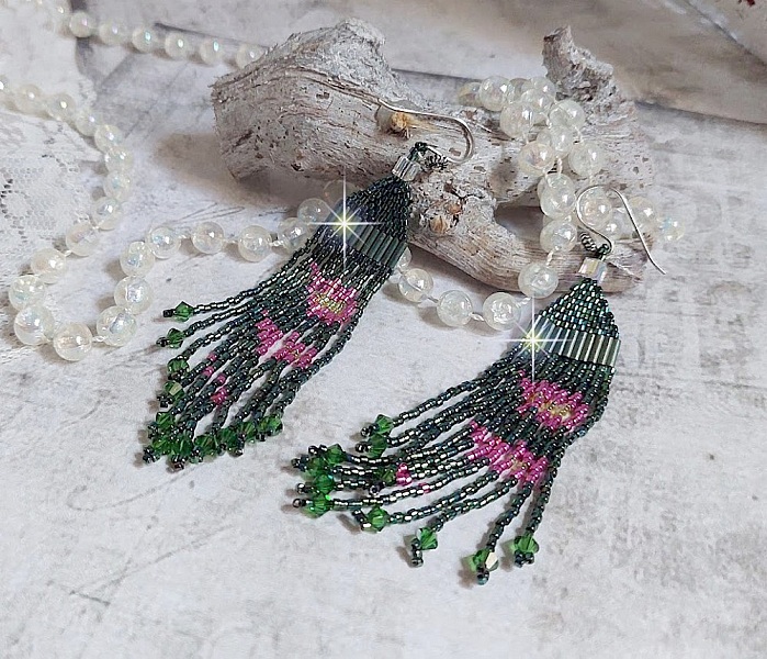 BO Evasion mont&eacute;es avec rocailles verres, tubes, perles cristal Swarovski et crochets d&rsquo;oreilles Argent 925