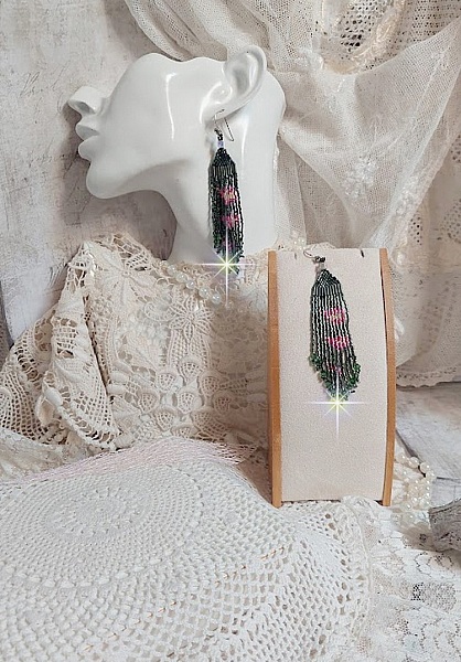 BO Evasion mont&eacute;es avec rocailles verres, tubes, perles cristal Swarovski et crochets d&rsquo;oreilles Argent 925