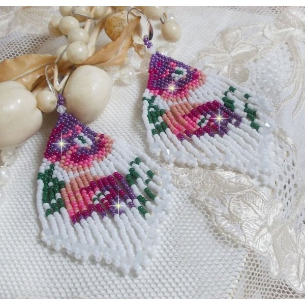 BO Kirschbl&uuml;ten kreiert mit Rocailles in den Farben Opaque White, Pink in verschiedenen Schattierungen, Gr&uuml;n mit Toupies