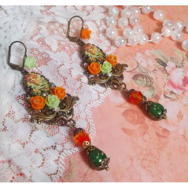 BO Fee Aloe K&uuml;rbis kreiert mit Lupen-Cabochons, Harzrosen und Kristallen