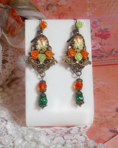 BO Fee Aloe K&uuml;rbis kreiert mit Lupen-Cabochons, Harzrosen und Kristallen