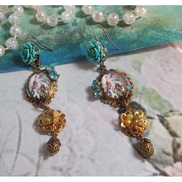 BO Jardin des Colibris avec des cabochons loupe, des accessoires de couleur Bronze et de la poudre d'Or