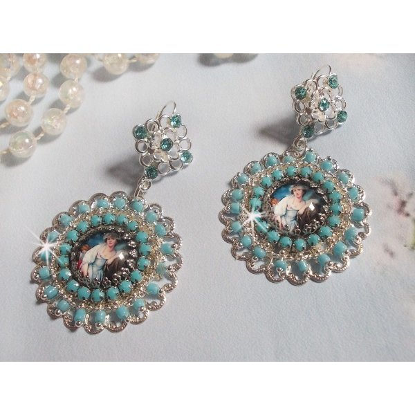 BO Moment de D&eacute;tente erstellt mit Cabochon-Lupen Vintage Damen, Swarovski-Kristallen, Stempeln und Glasperlen