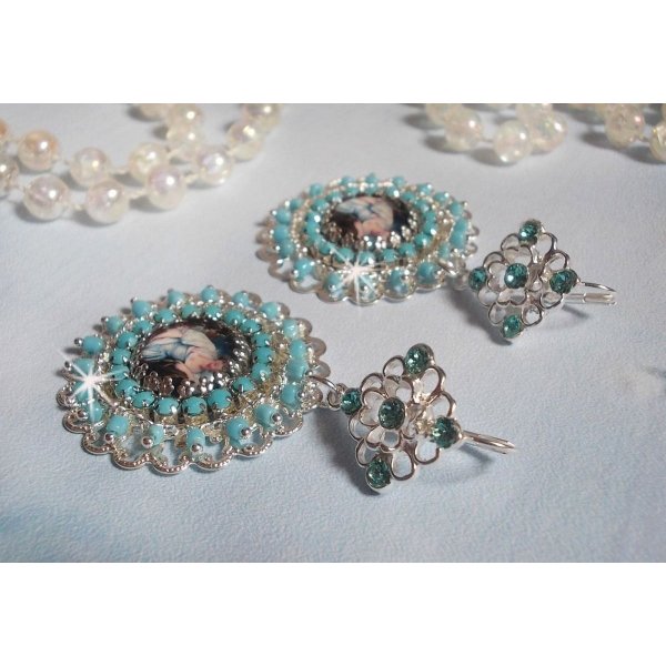 BO Moment de D&eacute;tente erstellt mit Cabochon-Lupen Vintage Damen, Swarovski-Kristallen, Stempeln und Glasperlen