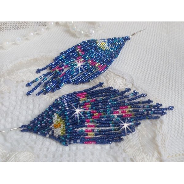 BO Seerosen kreiert mit Miyuki-Rocailles und Toho in den Farben blau, rosa, wei&szlig;, gelb, orange und gr&uuml;n