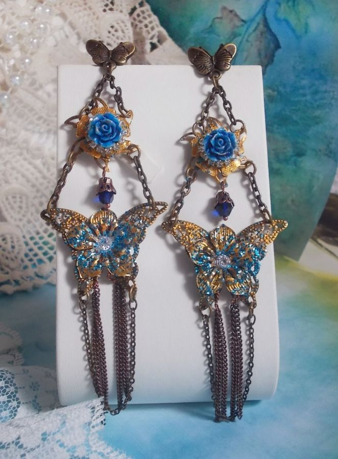 BO Irisierende Schmetterlinge kreiert mit Zirkonia, Swarovski-Kristallen, Harz Cabochons, verschiedenen Accessoires und böhmischen Glasperlen